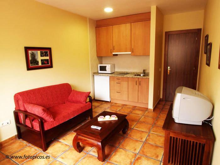 Apartamentos Villa De Cabrales Arenas De Cabrales Exteriör bild